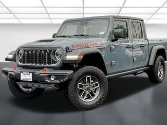 New 2025 Jeep Gladiator Mojave w/ Safety Group video 2
