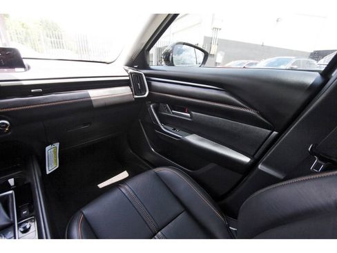 Certified 2025 MAZDA CX-50 AWD 2.5 Hybrid w/ Premium Pkg image 8