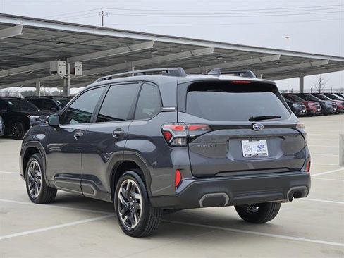 Certified 2025 Subaru Forester Limited image 3