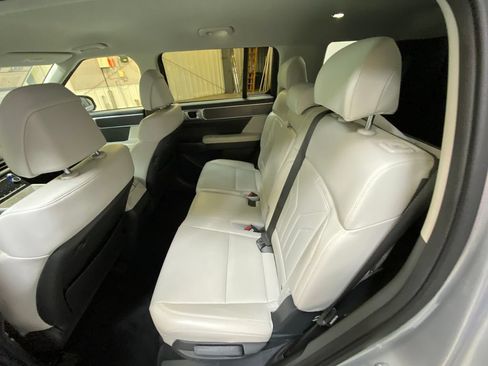 Used 2026 Hyundai Santa Fe SEL FWD image 24