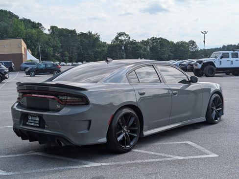 Used 2019 Dodge Charger Scat Pack w/ Stars & Stripes Edition RWD image 9