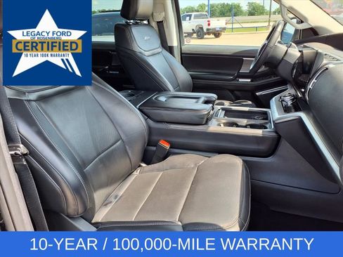 Used 2025 Ford Expedition Platinum AWD/4WD image 27