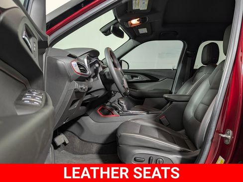 Used 2022 Chevrolet TrailBlazer RS w/ Sun and Liftgate Package FWD image 10