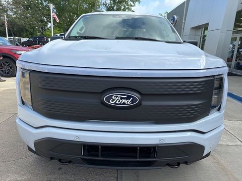 New 2025 Ford F150 Lightning Flash AWD/4WD image 30