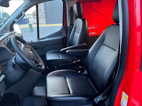 New 2025 Ford Transit 250 Low Roof RWD image 9