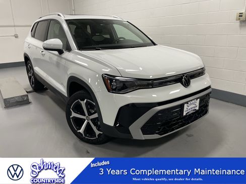 New 2025 Volkswagen Taos SEL image 1