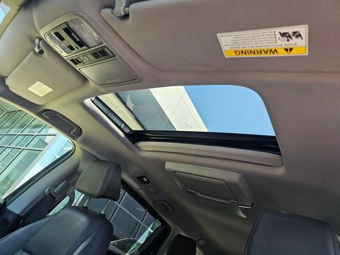 Used 2019 Honda Odyssey Elite image 24