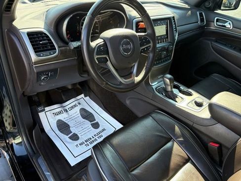 Used 2018 Jeep Grand Cherokee Overland image 23