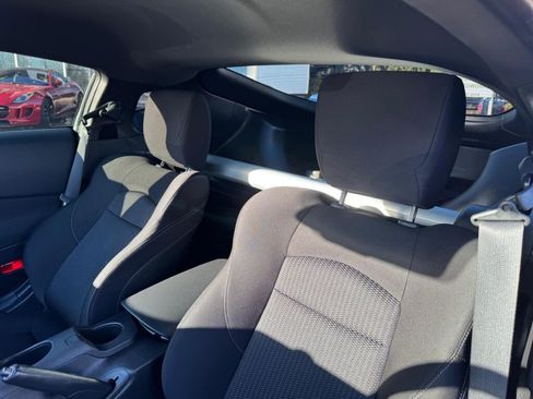 Used 2025 Nissan Z Sport w/ Floor Mat Package image 11