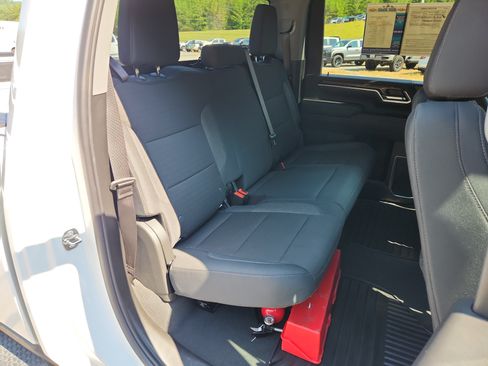 Used 2025 Chevrolet Silverado 3500 LT w/ Safety Package AWD/4WD image 30