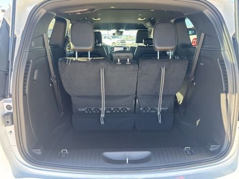 New 2026 Chrysler Pacifica Select FWD image 5