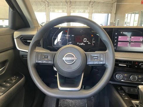 Certified 2025 Nissan Kicks SV FWD image 13