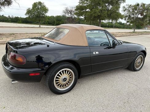 Used 1995 MAZDA MX-5 Miata RWD image 51