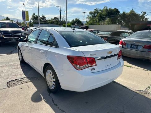 Used 2014 Chevrolet Cruze LS FWD image 5