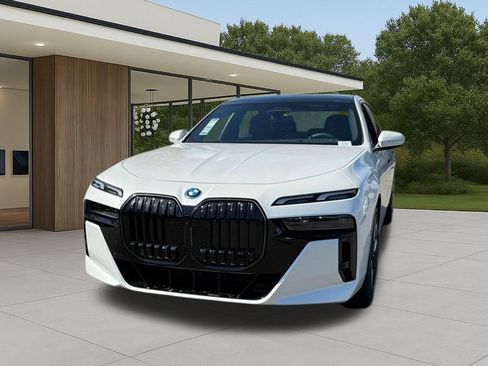 New 2026 BMW i7 xDrive60 AWD/4WD image 3