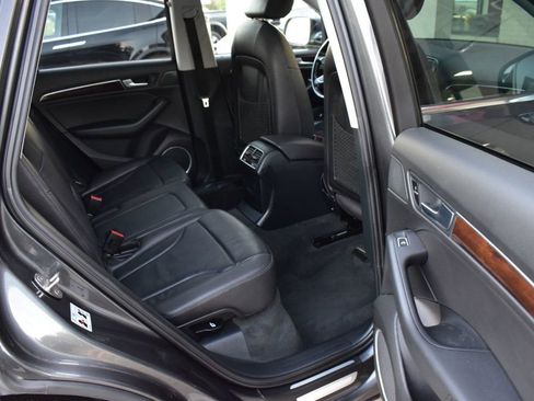 Used 2017 Audi Q5 2.0T Premium Plus w/ Technology Package image 23