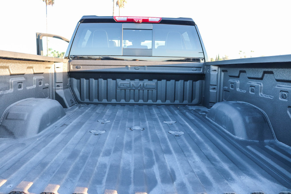Used 2026 GMC Sierra 2500 AT4X AWD/4WD image 29