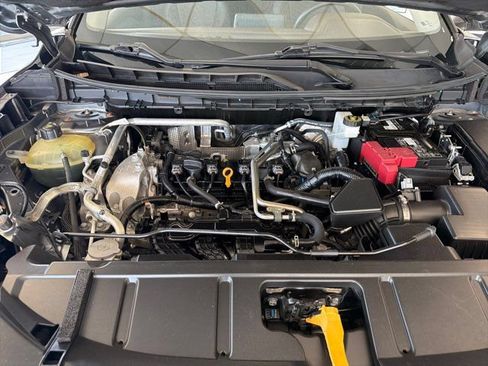 Used 2021 Nissan Rogue SV AWD/4WD image 19
