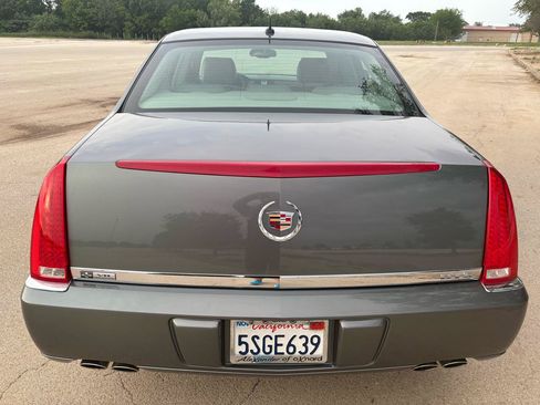 Used 2006 Cadillac DTS FWD image 14