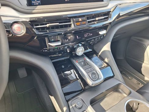 Used 2026 Acura MDX FWD w/ Technology Package image 18