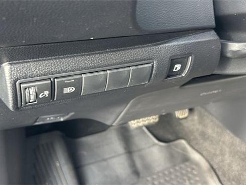 Used 2024 Toyota Corolla LE image 13