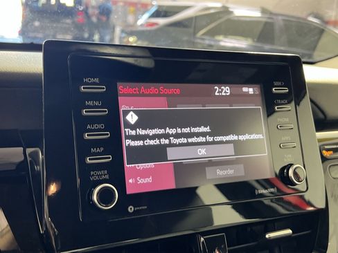 Used 2024 Toyota Camry SE image 20