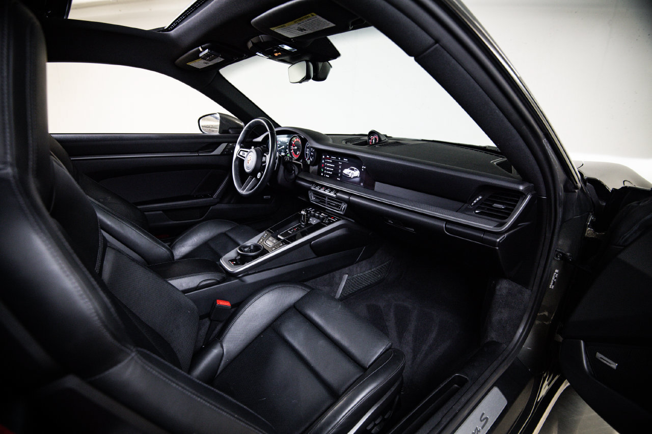 Certified 2022 Porsche 911 Carrera S RWD image 28