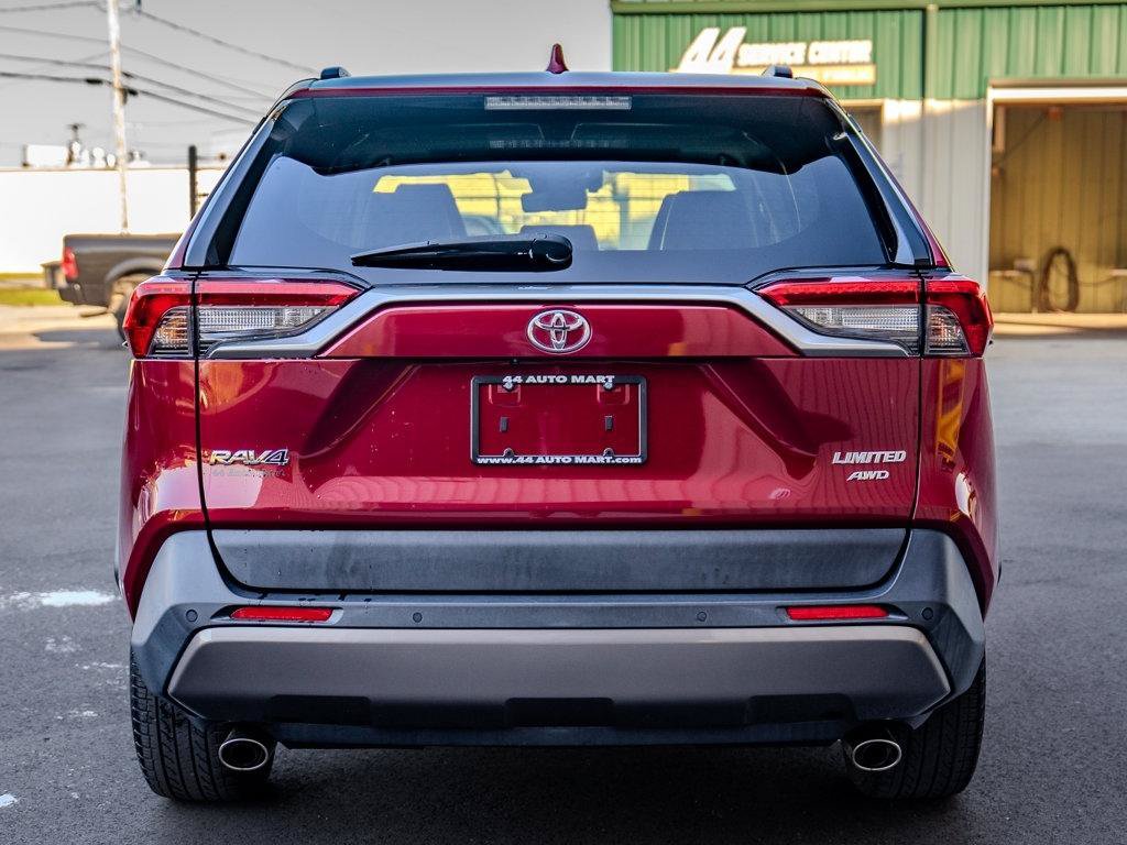 Used 2019 Toyota RAV4 Limited AWD/4WD image 3