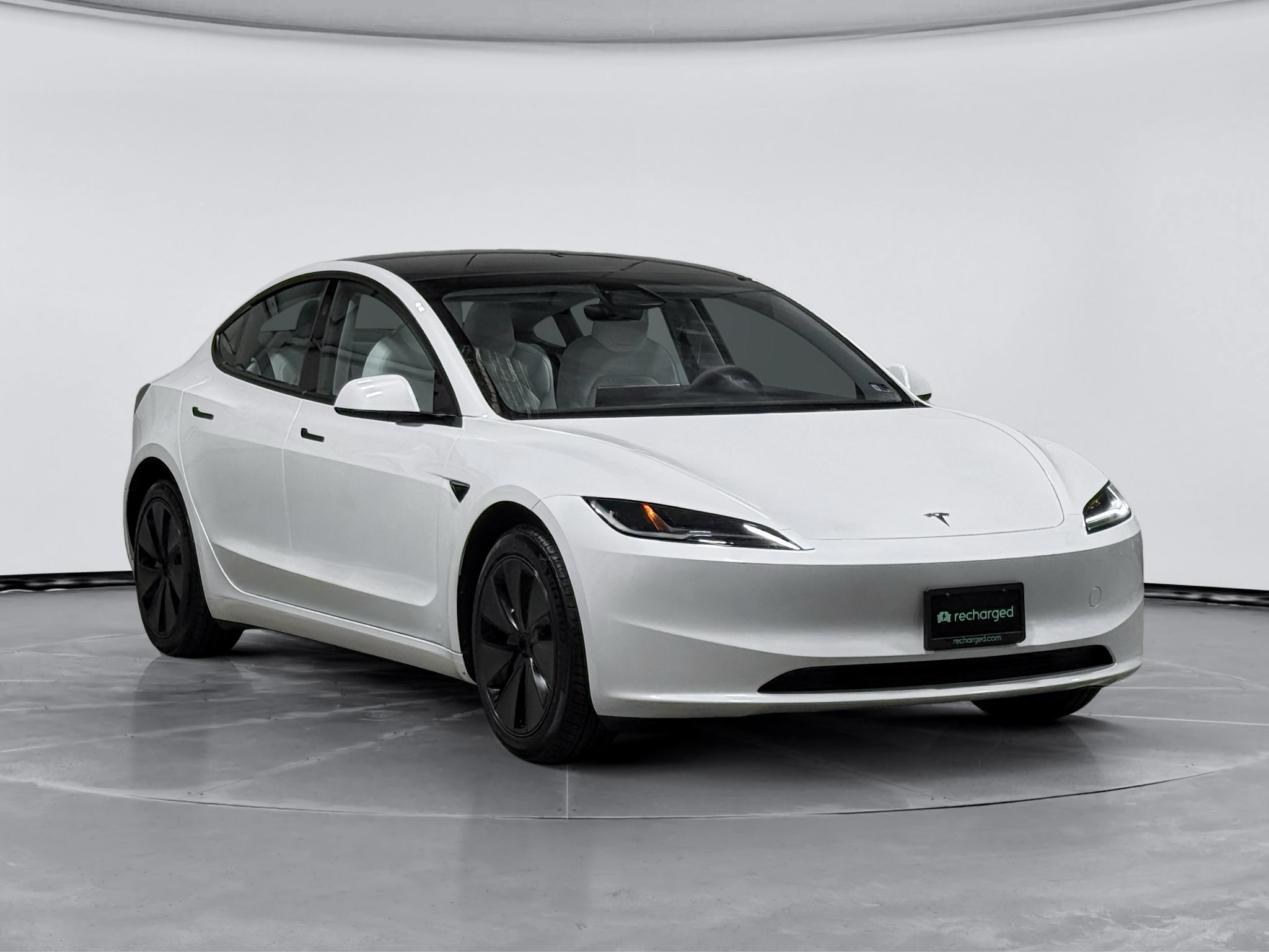 Used 2025 Tesla Model 3 Long Range RWD image 4