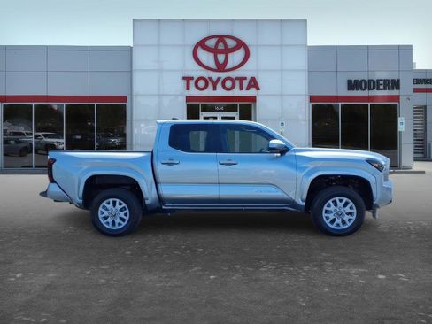 Certified 2024 Toyota Tacoma SR5 w/ SR5 Upgrade Package RWD image 7