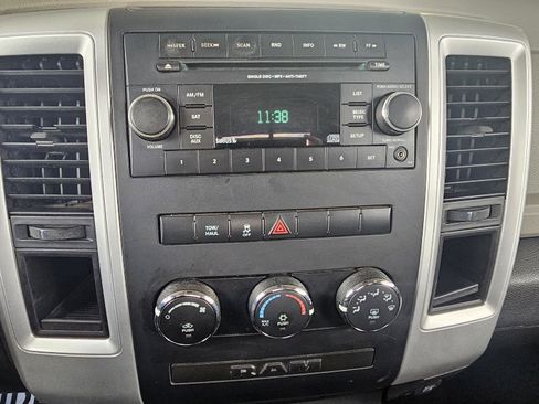 Used 2012 RAM 1500 Classic SLT image 22