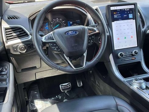 Certified 2024 Ford Edge ST-Line AWD/4WD image 14