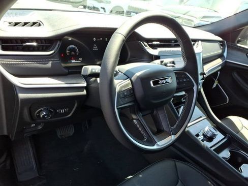 New 2026 Jeep Grand Cherokee L Limited AWD/4WD image 6