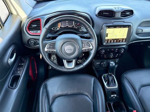 Used 2023 Jeep Renegade Trailhawk w/ Trailhawk Elite Group AWD/4WD image 22