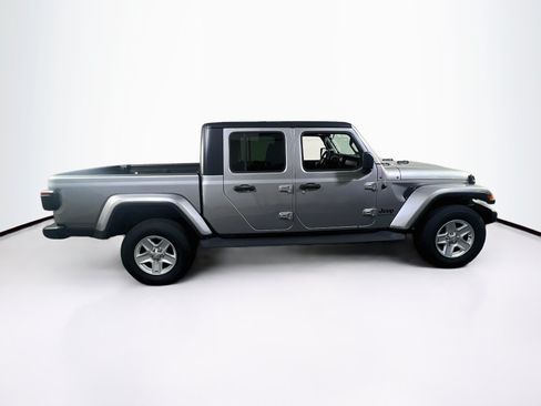 Used 2020 Jeep Gladiator Sport w/ Quick Order Package 24S AWD/4WD image 4