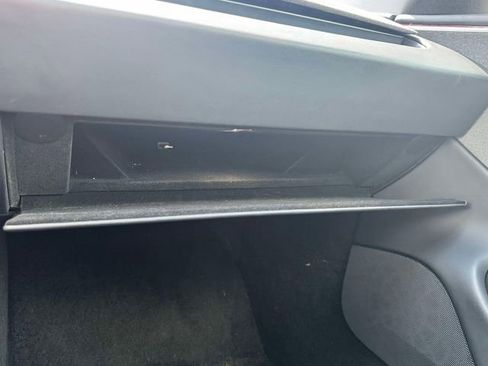 Used 2024 Tesla Model 3 Standard Range RWD image 40