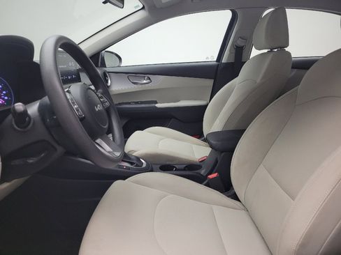 Used 2022 Kia Forte LXS FWD image 17