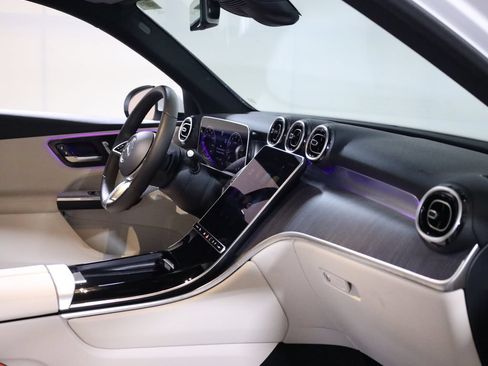 Used 2026 Mercedes-Benz GLC 300 4MATIC image 55