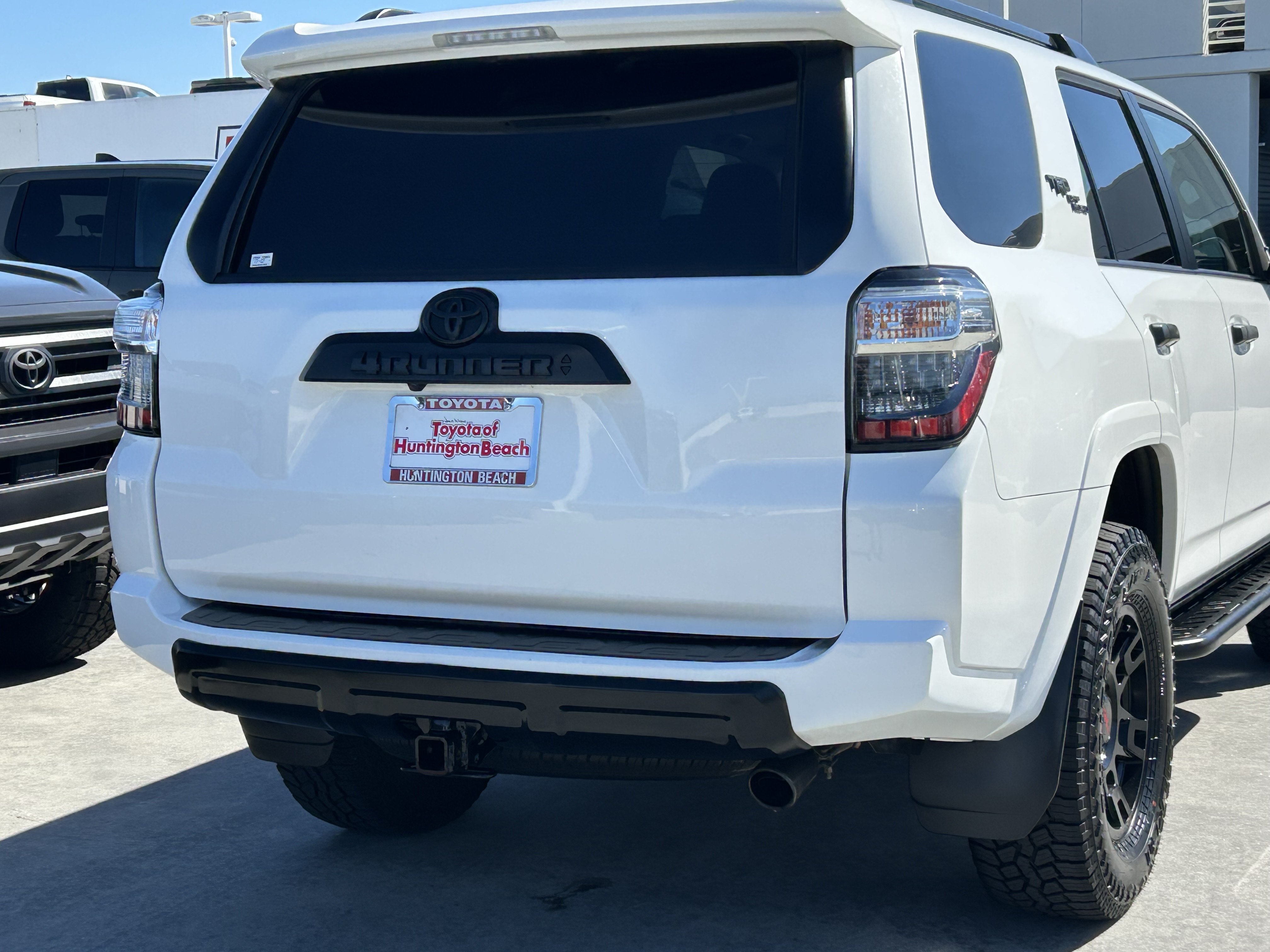 Certified 2023 Toyota 4Runner TRD Off-Road Premium w/ Off Road Premium Plus Package AWD/4WD image 4