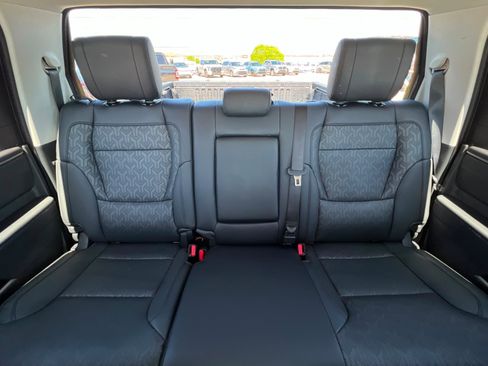 Used 2024 Toyota Tundra Limited image 25