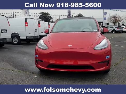 Used 2021 Tesla Model Y Long Range image 3