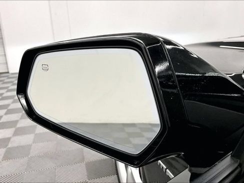 Used 2015 Chevrolet Camaro SS RWD image 35