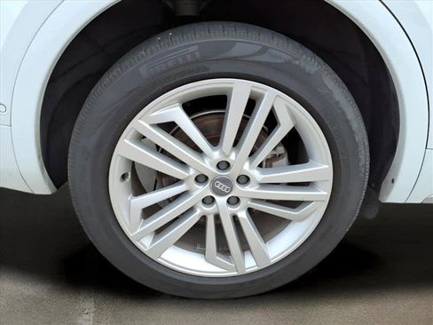 Used 2019 Audi Q5 Prestige image 7