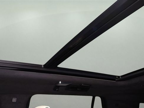 Certified 2025 Cadillac Escalade Sport Platinum image 34