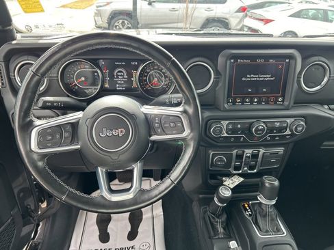 Used 2022 Jeep Gladiator Overland w/ Popular Equipment Package image 11