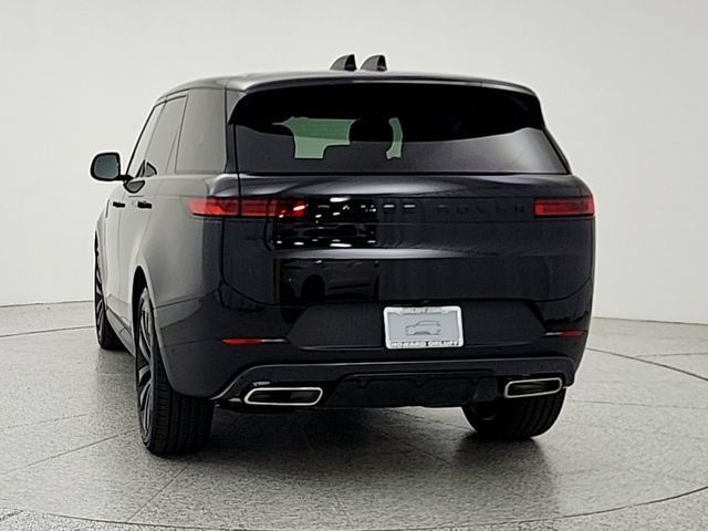 New 2026 Land Rover Range Rover Sport SE AWD/4WD image 6
