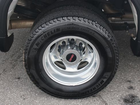 Used 2023 GMC Sierra 3500 Denali w/ Denali Ultimate Package image 42