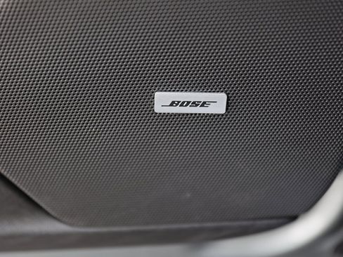 Used 2024 Cadillac XT6 Premium Luxury image 39