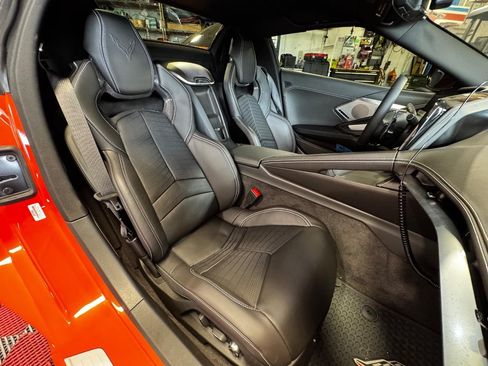 Used 2026 Chevrolet Corvette Stingray Preferred Conv w/ Z51 Performance Package RWD image 15
