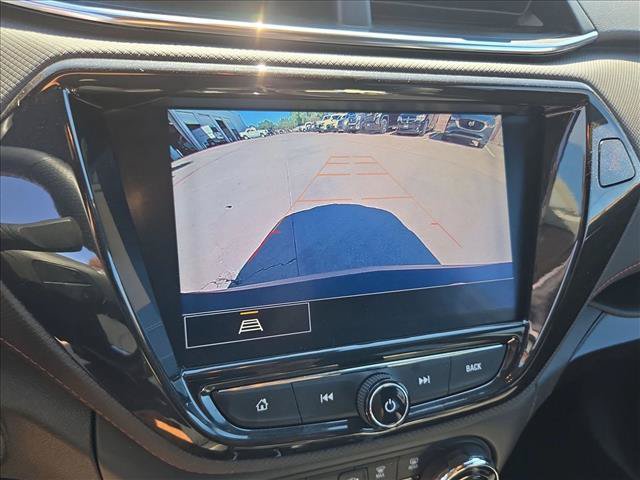 Used 2021 Chevrolet TrailBlazer RS w/ Technology Package FWD image 13